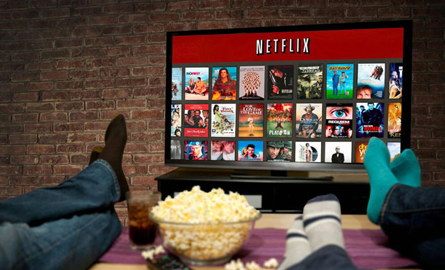 What is the ideal download speed for streaming Netflix?