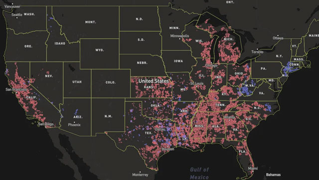 The availability and coverage map of AT&T (red) and Suddenlink (blue)