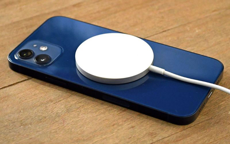 Apple Reportedly Plans to Remove Limits on 15W Wireless Chargers for iPhone 15
