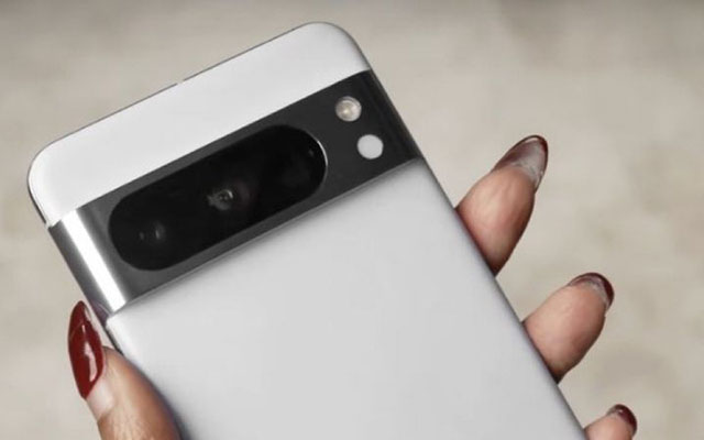 Hands-On Shots of The Google Pixel 8 Pro Show Significant Design Changes