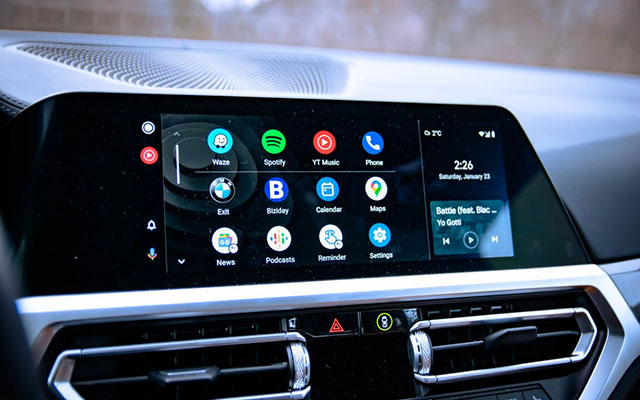 Waze hits a speed bump on Android Auto