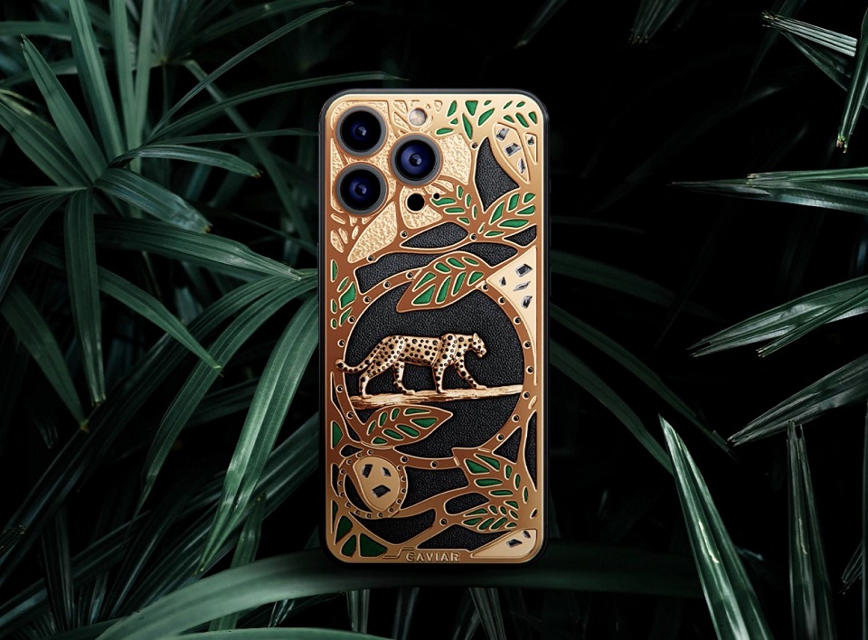 The Apple iPhone 15 Pro in 'Garden of Eden' Limited Edition Was Released on V-Day