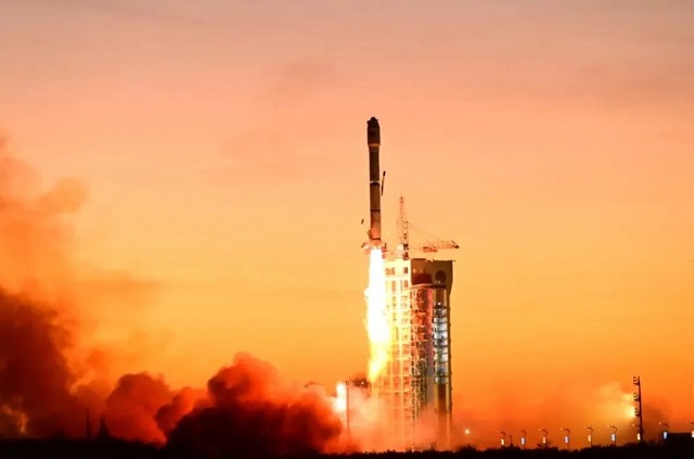 China launches first high orbit Internet satellite