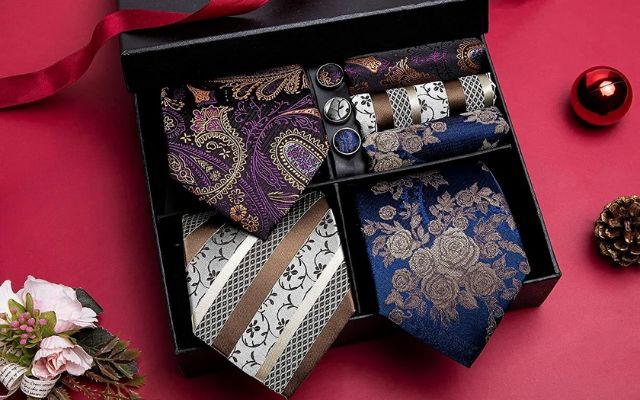 Many people choose ties as a Father’s Day gift