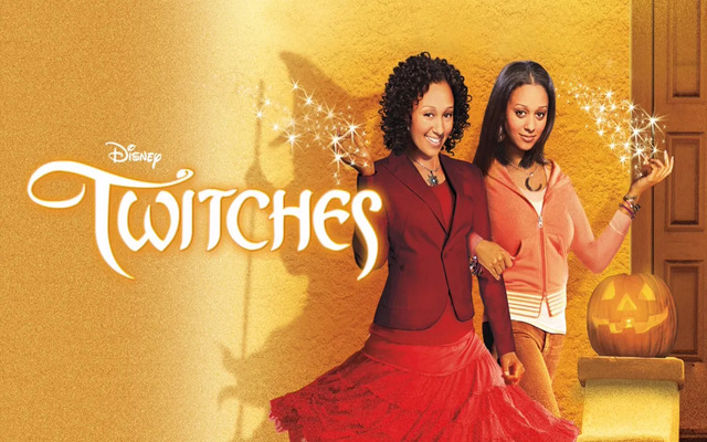 Twitches (2005)