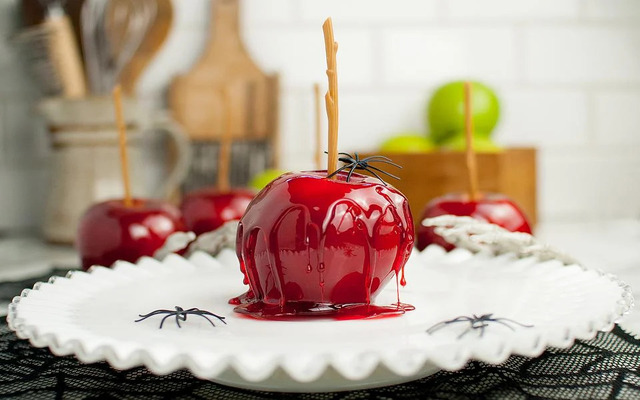 Candied apples for Halloween