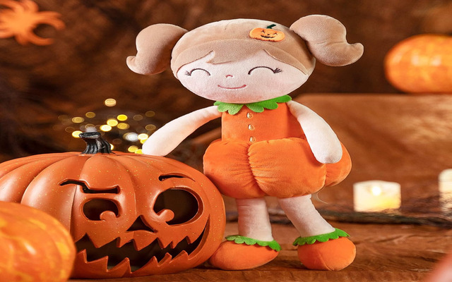 The Gloveleya doll for the Halloween holiday