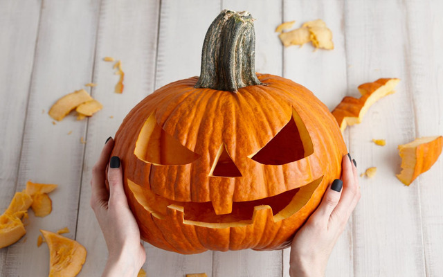 The record for pumpkin carving