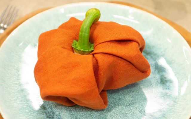 Pumpkin Napkin Fold