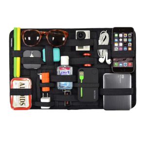 Cocoon accessory organizer