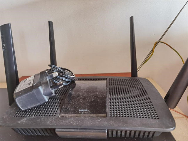 Remove old router