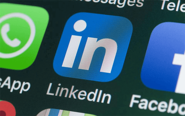 LinkedIn users now can control who sees and comments on their posts